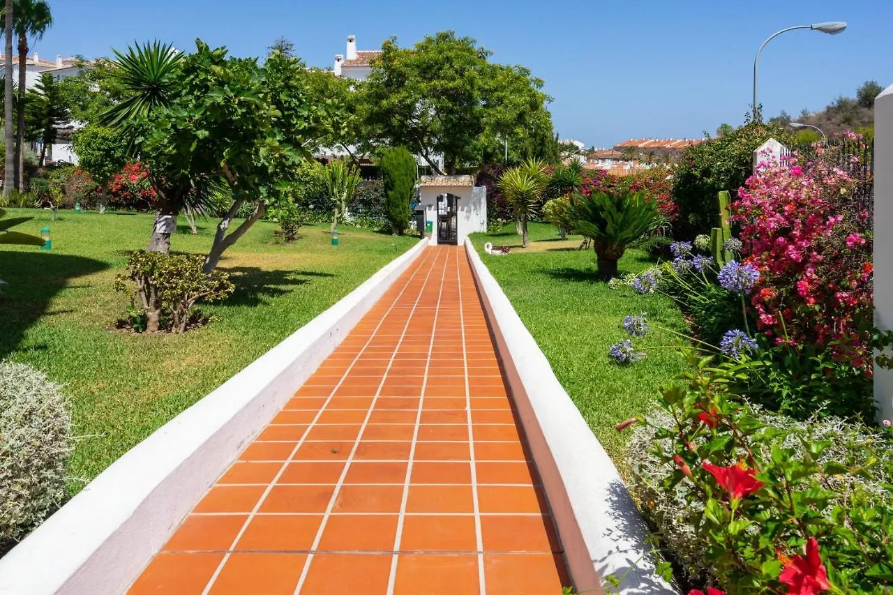 Cosy Gem In Pueblo El Jardin By Costarentals - Ref 136 贝纳尔马德纳